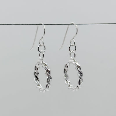 Twisted small hoop