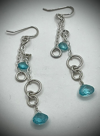 Out On the Town Earrings