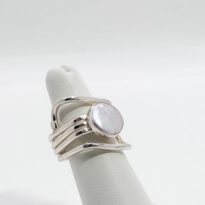 White coin pearl wrap ring
