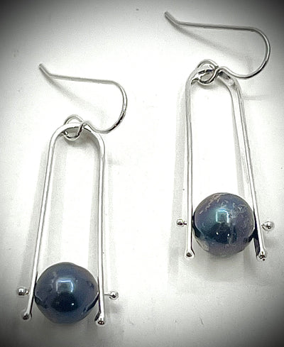 Short Tic Toc Earrings with Pearls