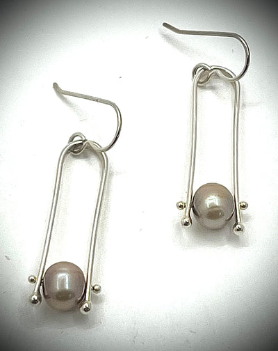 Short Tic Toc Earrings with Pearls