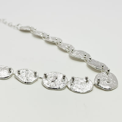 Smash necklace with balled connectors
