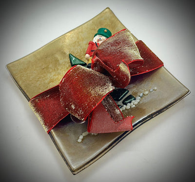 Holiday Hostess Plates