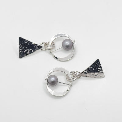 Original Naught Earrings with gray pearl