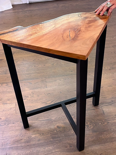 Sycamore Corner Table