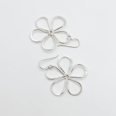 Flower power earrings