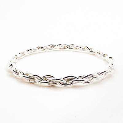 4 Twist R/L Bangle