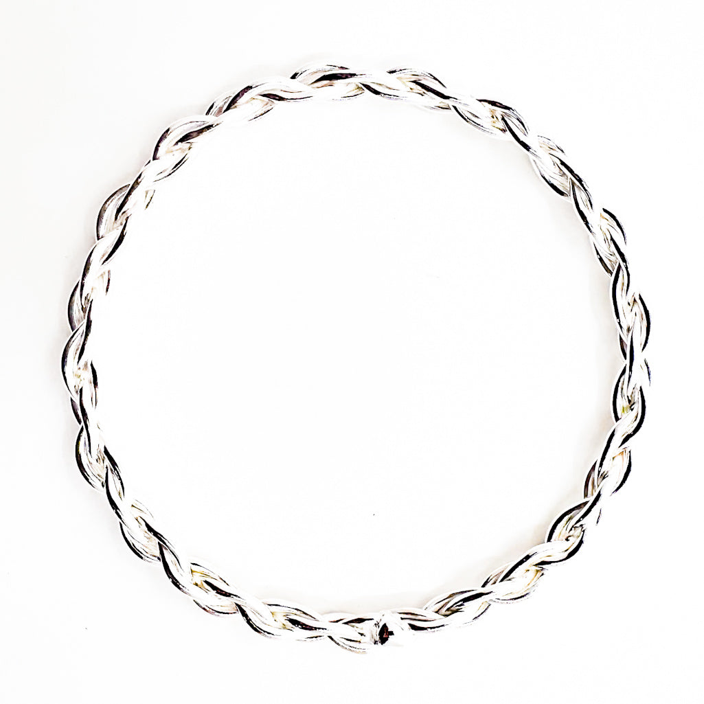 4 Twist R/L Bangle