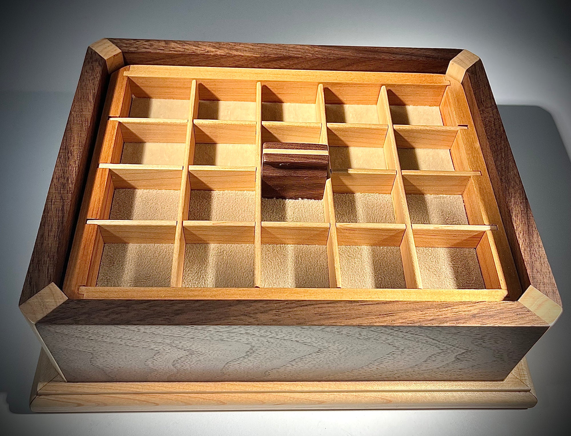 Art Deco Jewelry Box