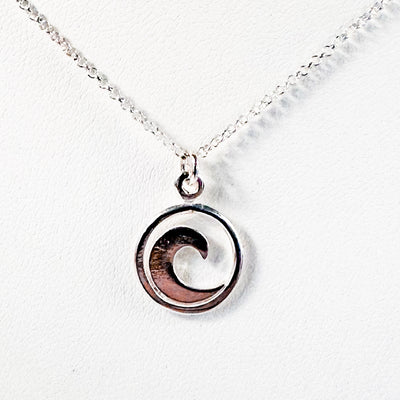 Small Wave Necklace