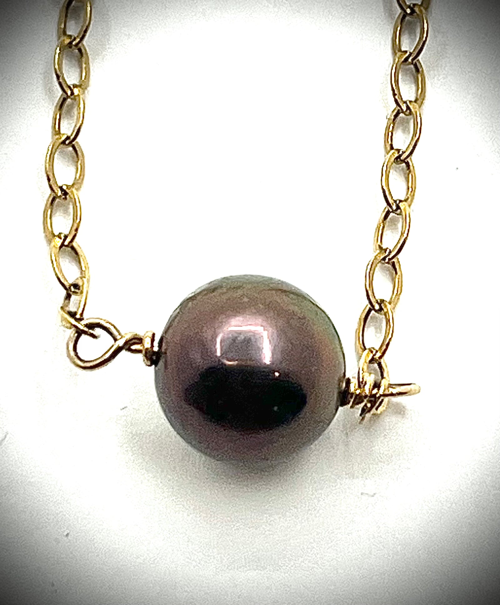Single Large Pearl Necklace