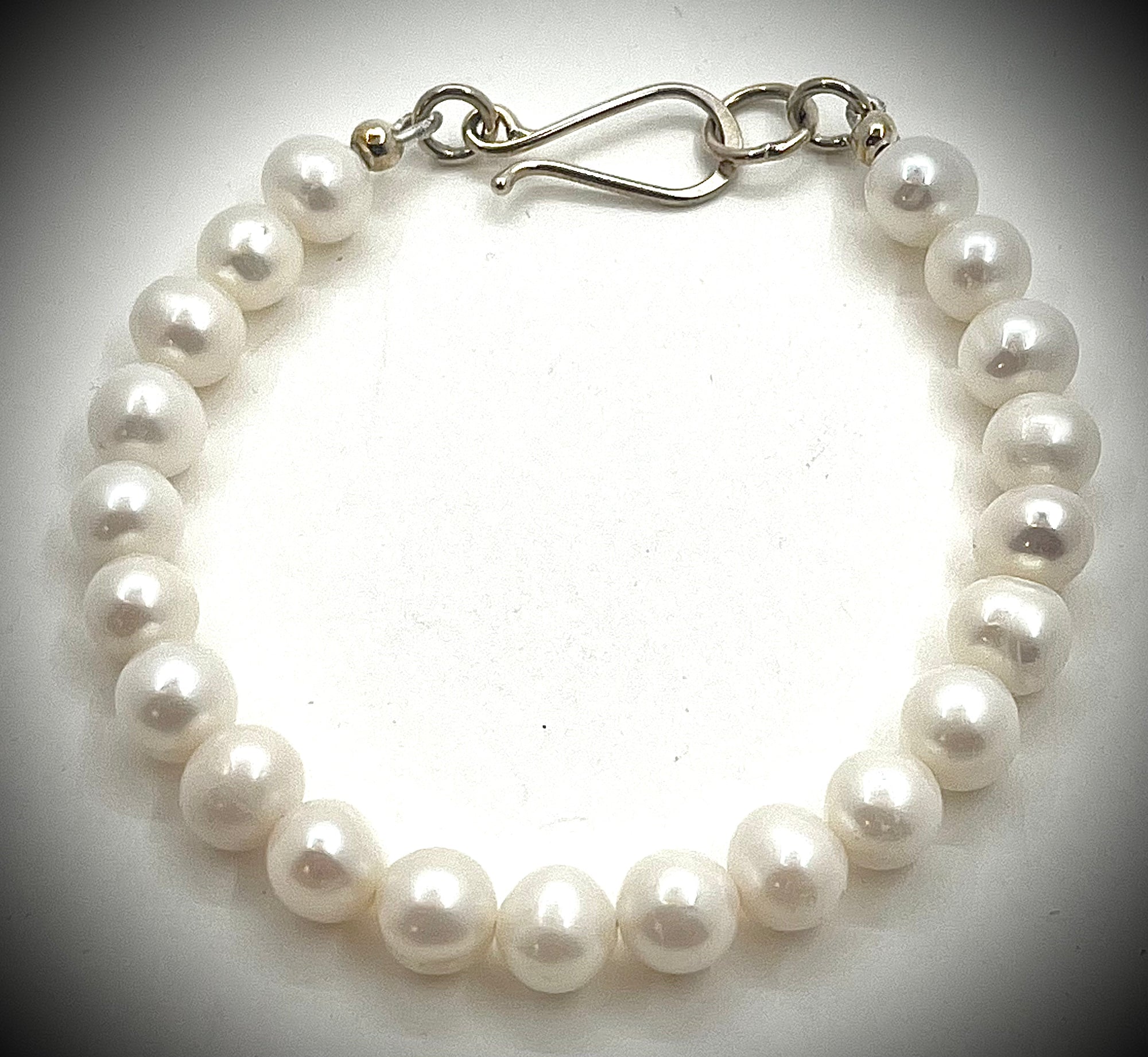White Pearl Bracelet