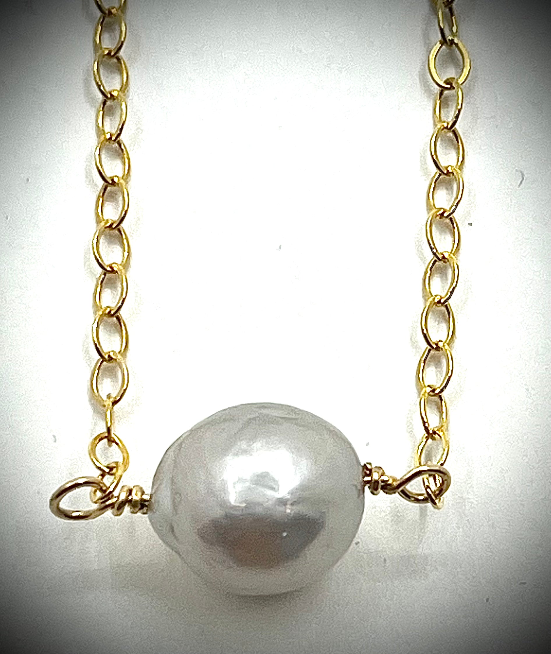 Single Large Pearl Necklace