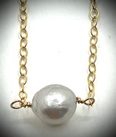 Single Large Pearl Necklace