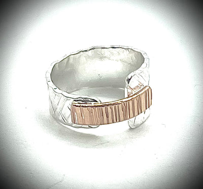 Cross-hatched Accented Ring