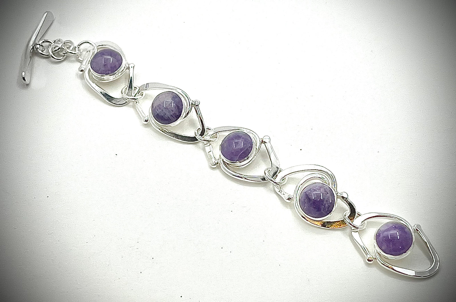 Classic Link Bracelet with Cape Amethyst
