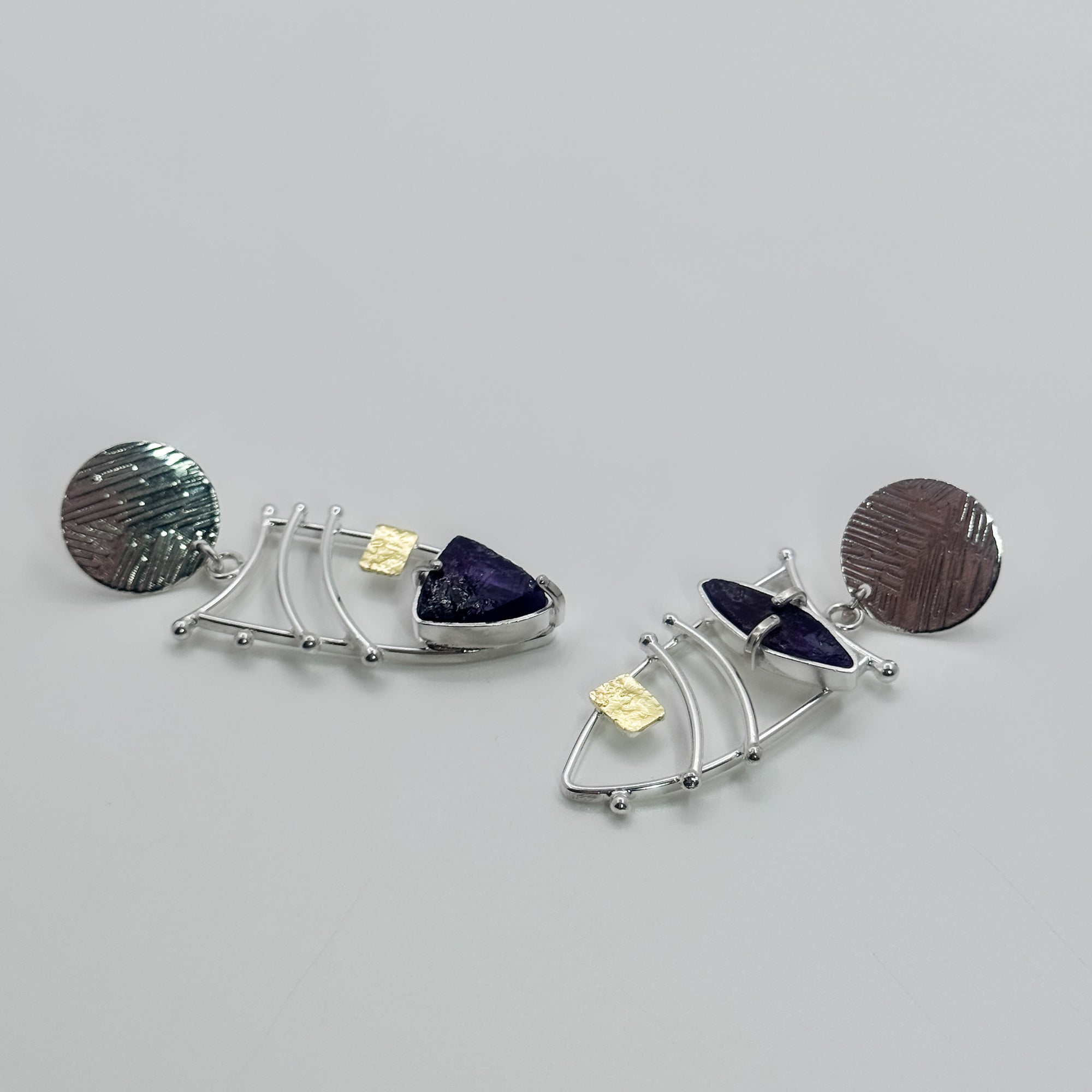 Waltz earrings with natural surface amethyst