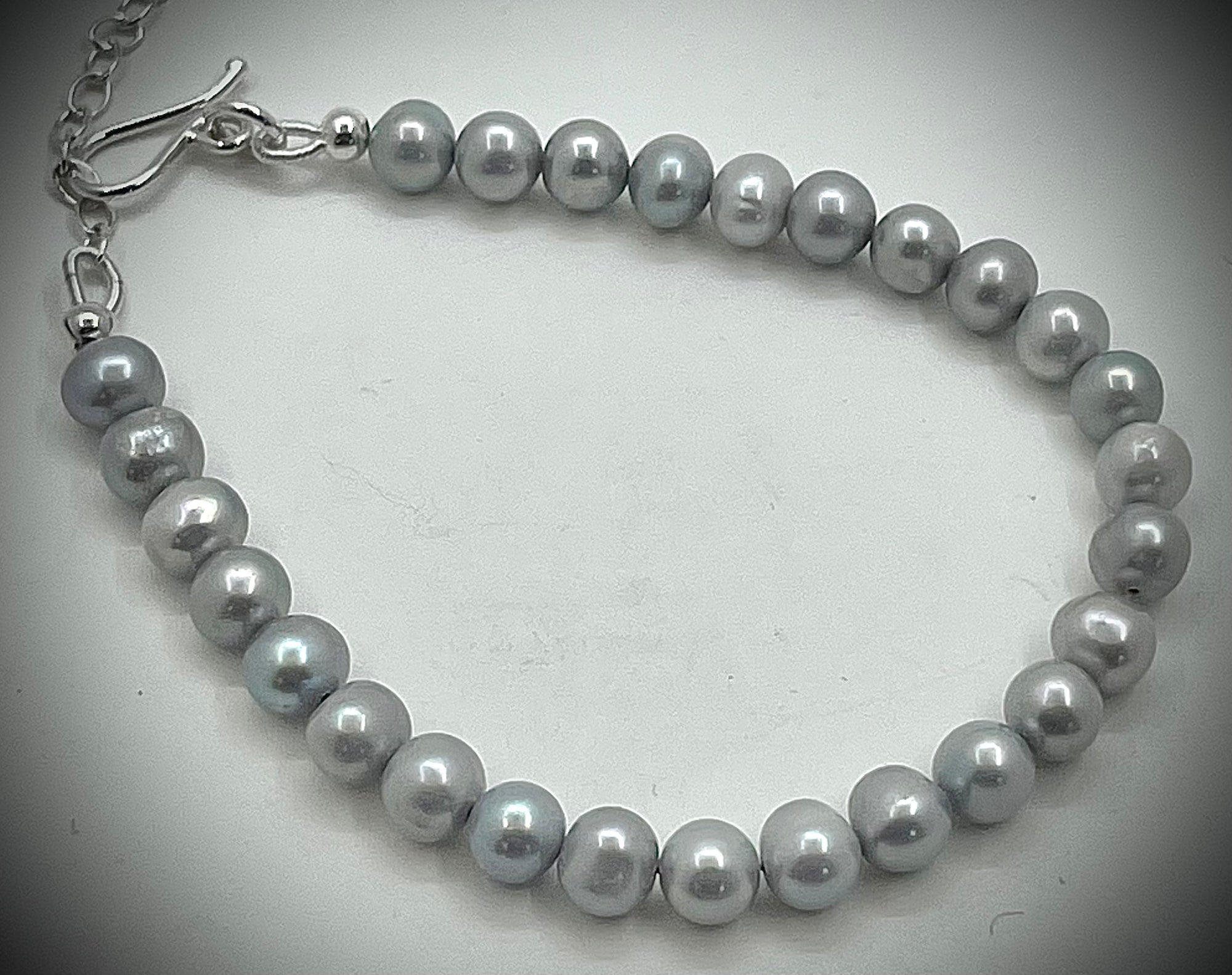 Grey Pearl Bracelet