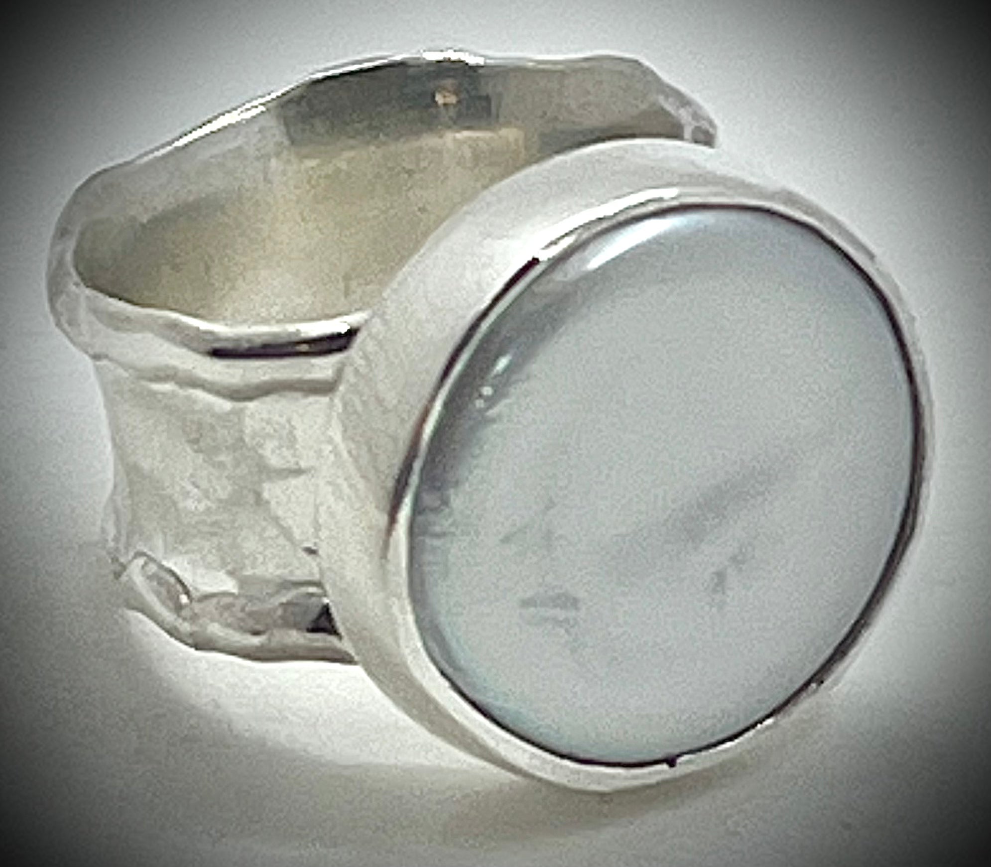 Deckled Mabe Pearl Ring