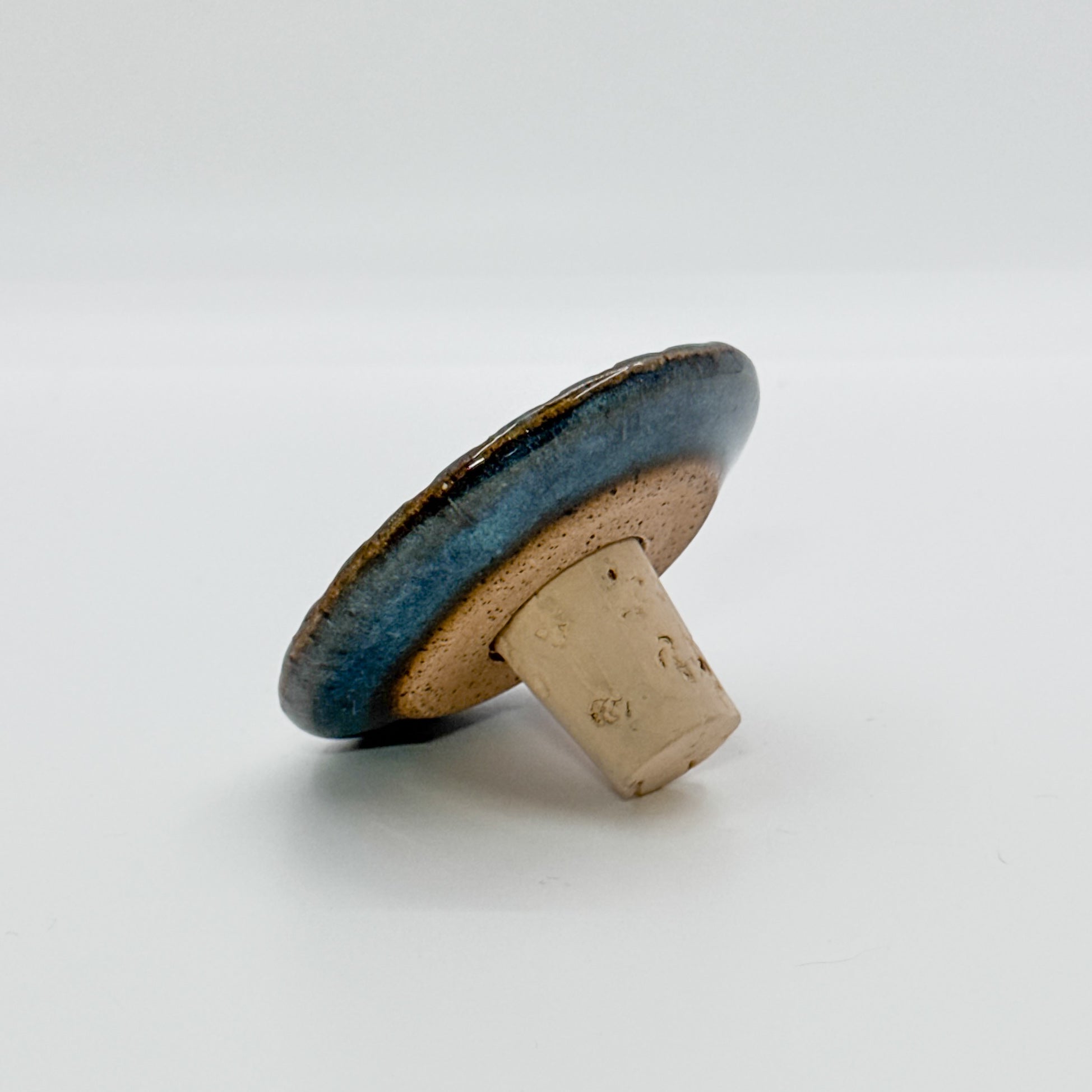 Wine bottle stopper in Turquoise