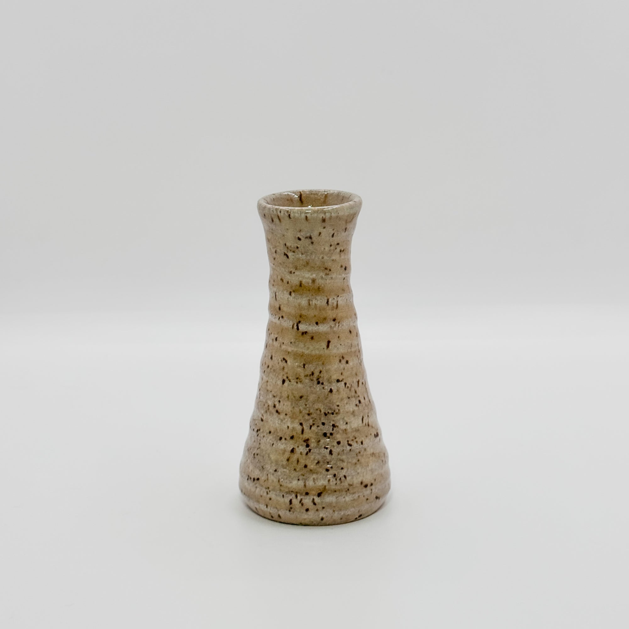 Bud vase in Oatmeal