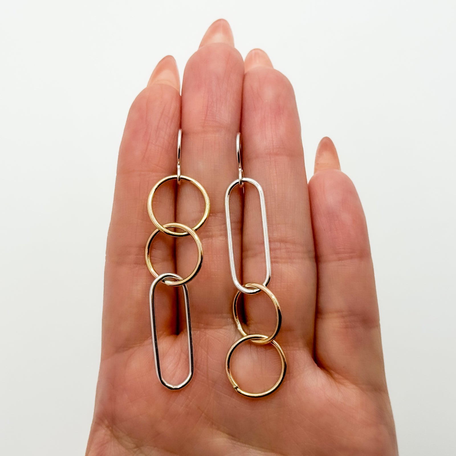 Everyday oval circle earrings