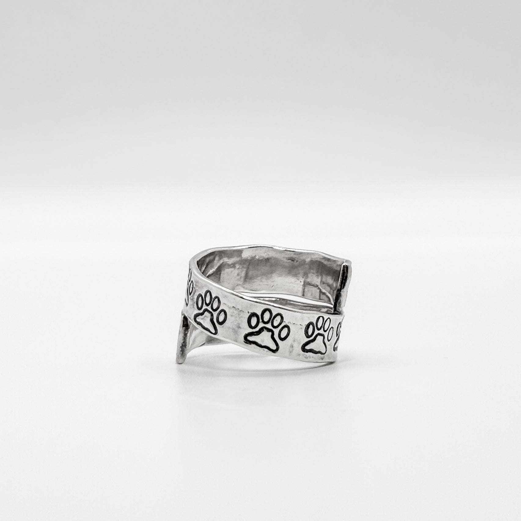 Paw Ring