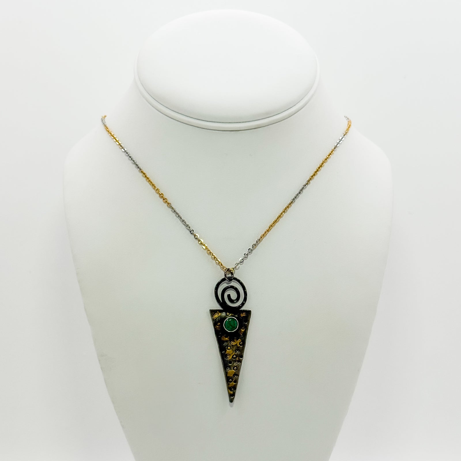 Emerald Keum Boo Pendant necklace