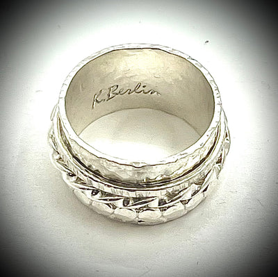 Textured OG Twiddle Ring