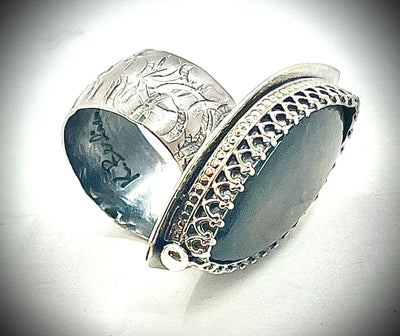 Purple Labradorite Ring