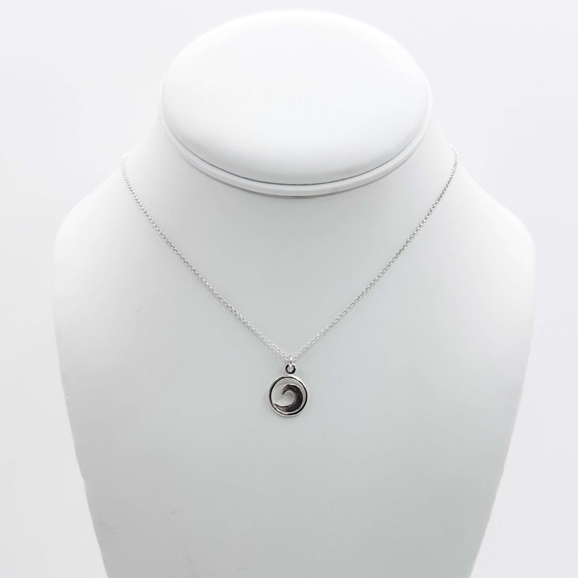 Small wave Necklace