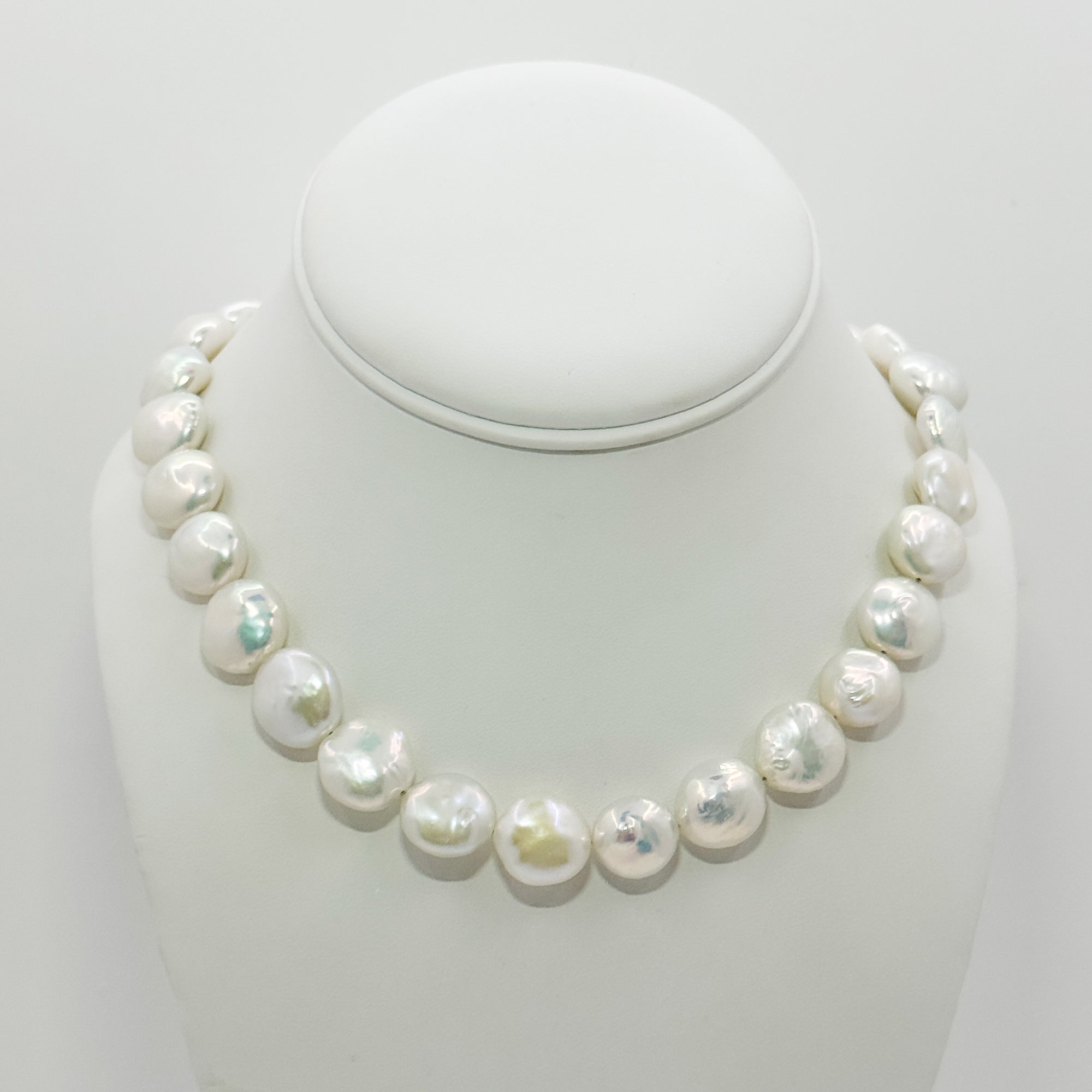 Coin pearl necklace