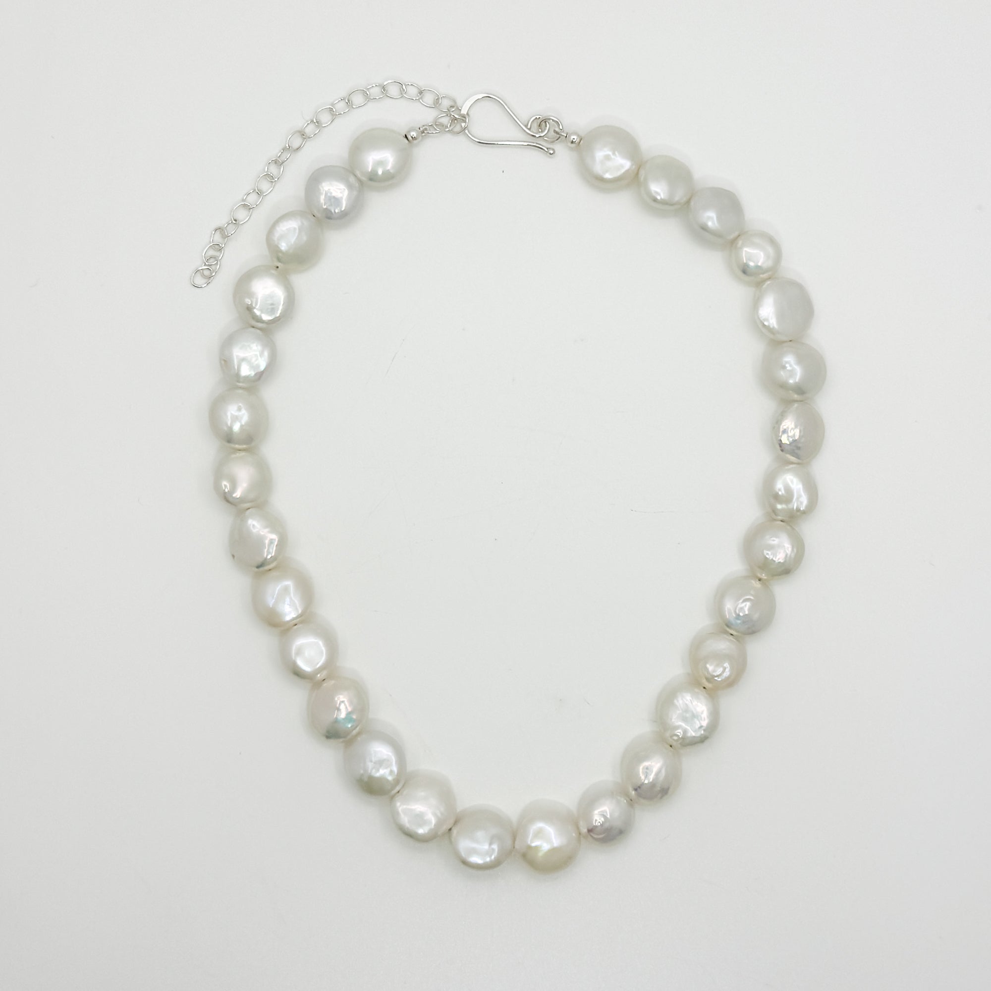 Baroque pearl necklace