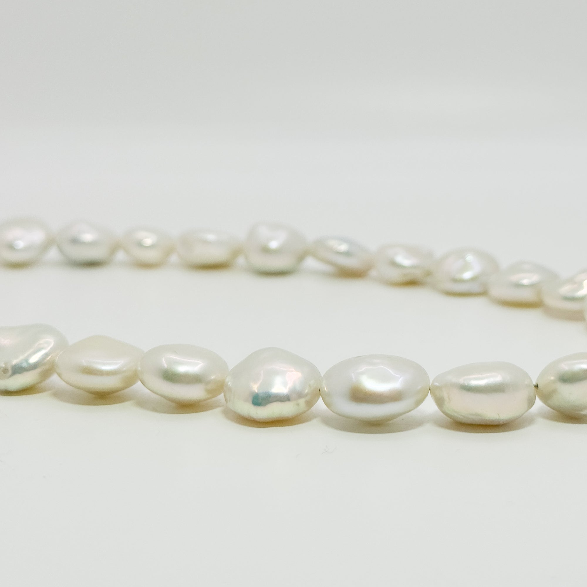 Baroque pearl necklace