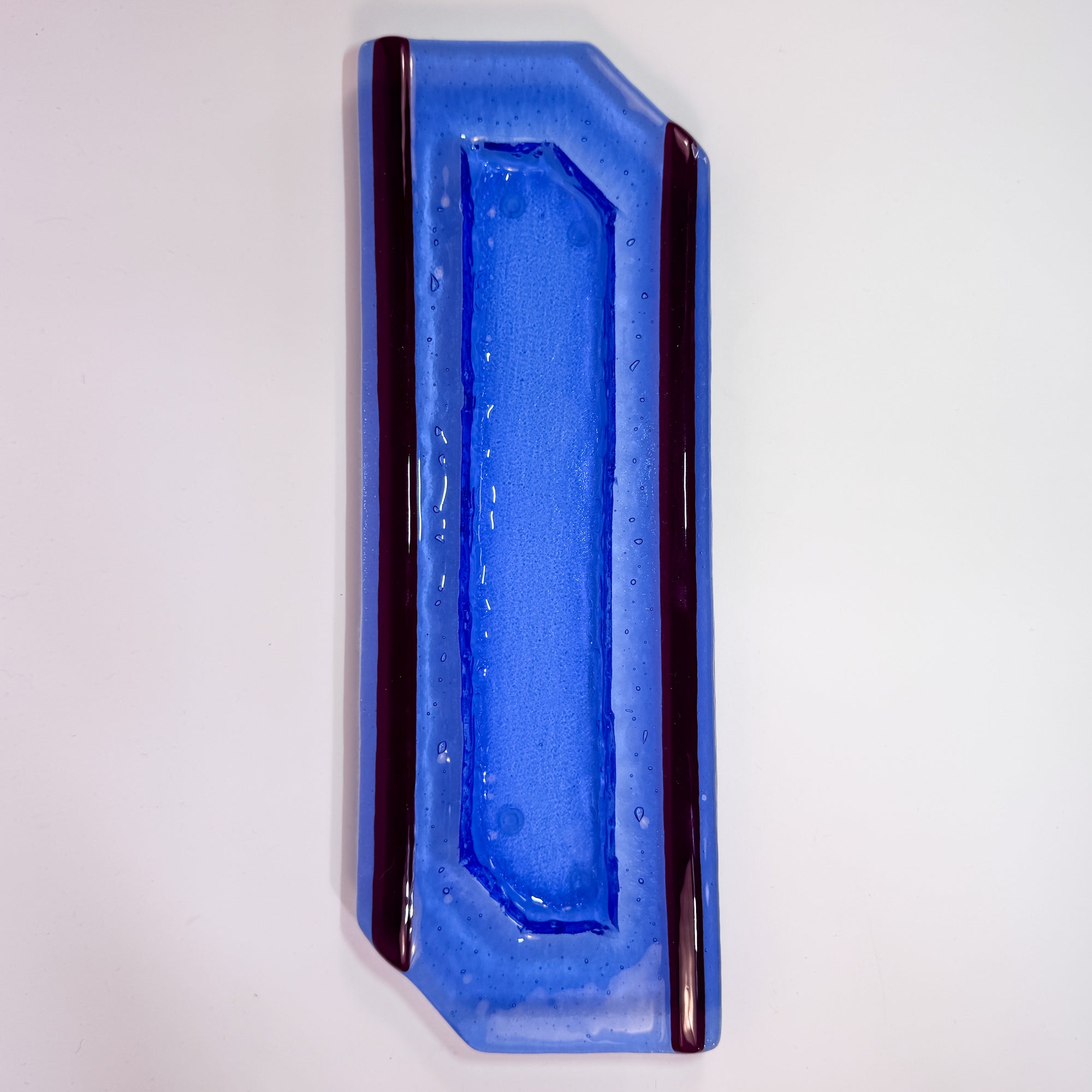 light blue tray with red stripes