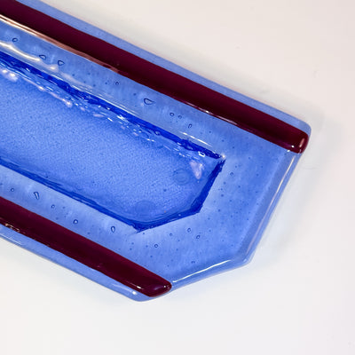 light blue tray with red stripes