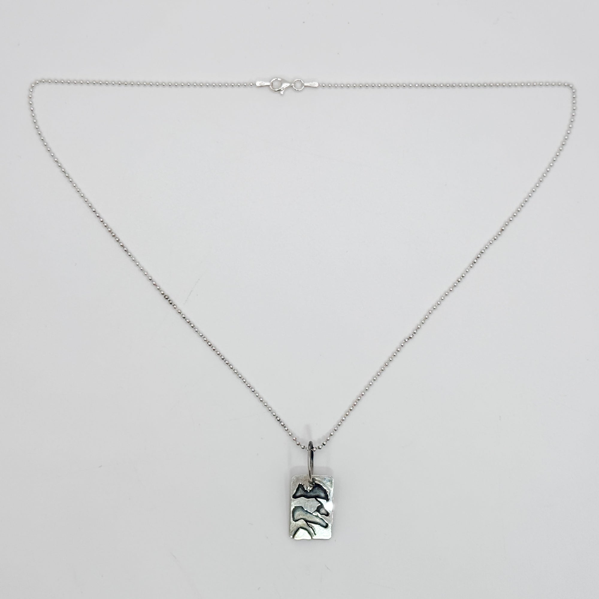 Move Mountains necklace