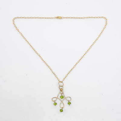 Twizzle Neck with Peridot