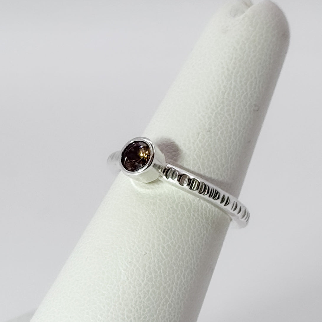 Boiler chip ring with root beer zircon