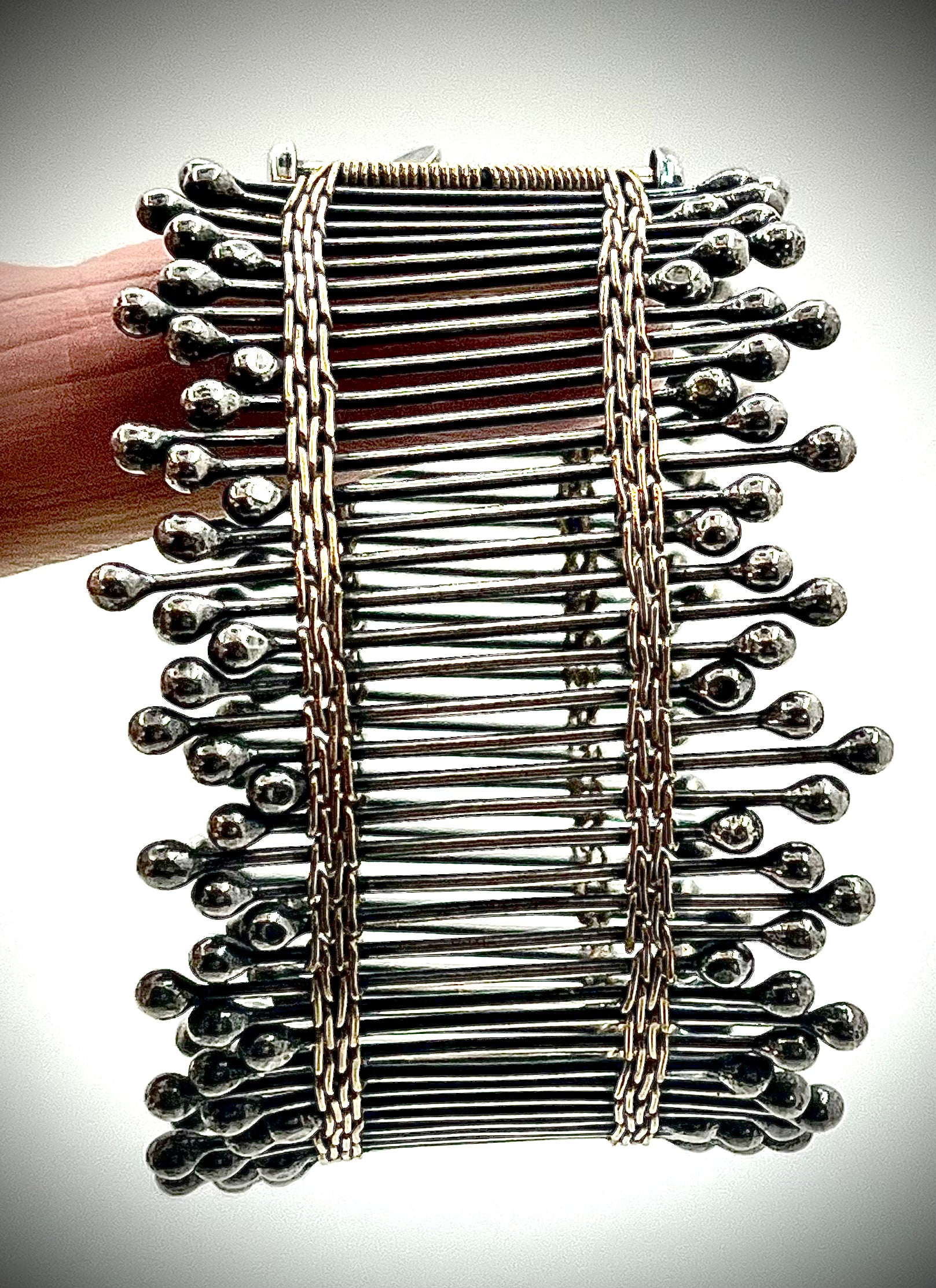 De-Fenced Bracelet