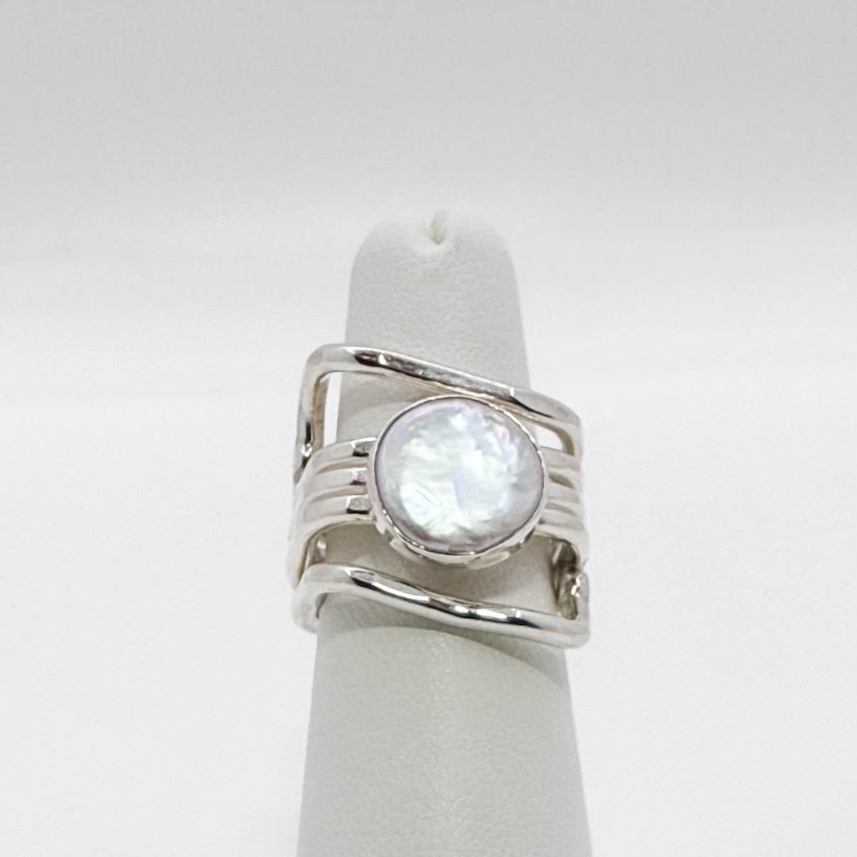 White coin pearl wrap ring