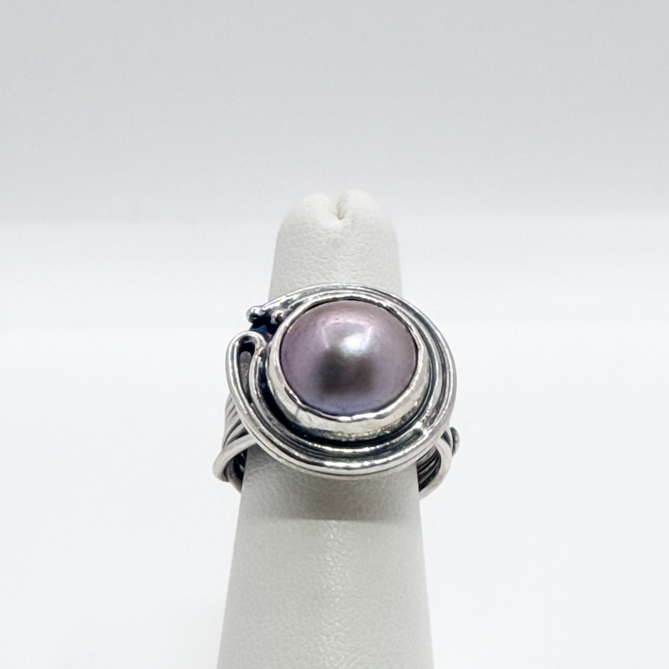 Lavender Rose Mabe pearl Random Theory band