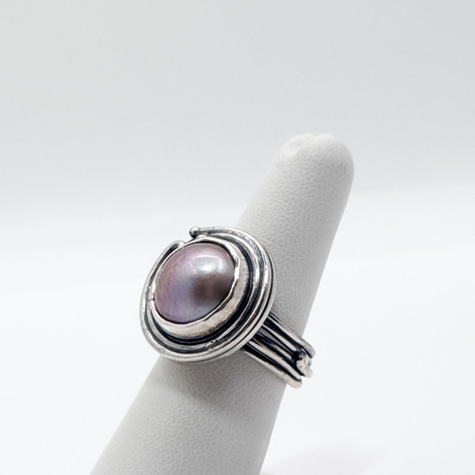 Lavender Rose Mabe pearl Random Theory band