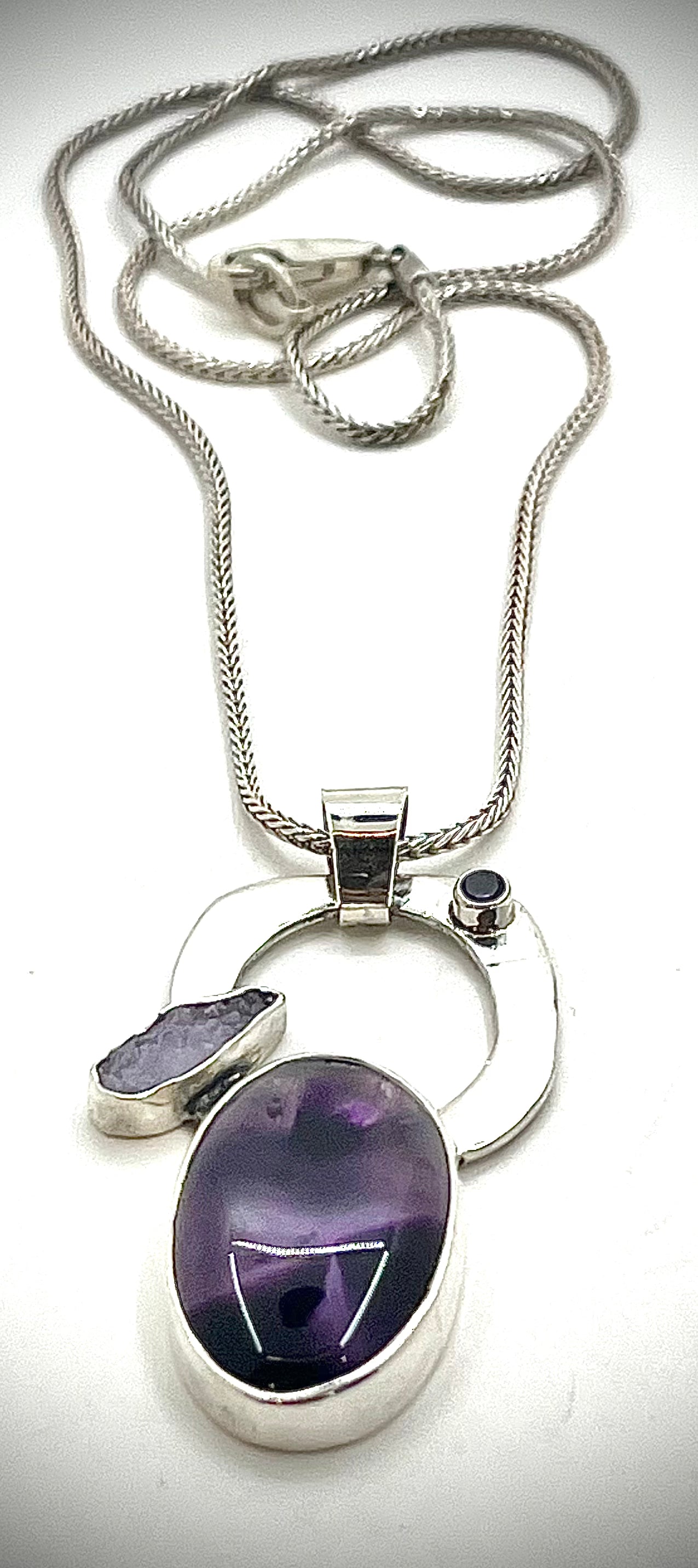Trajjpiche Amethyst Necklace with Druzy