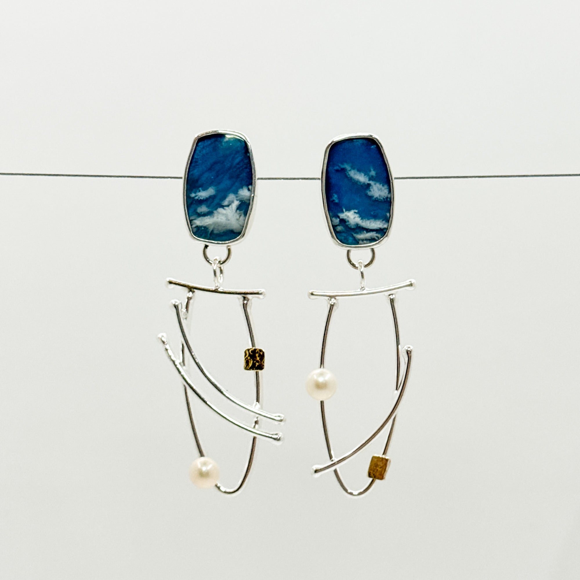 Waltz earrings with plum agate