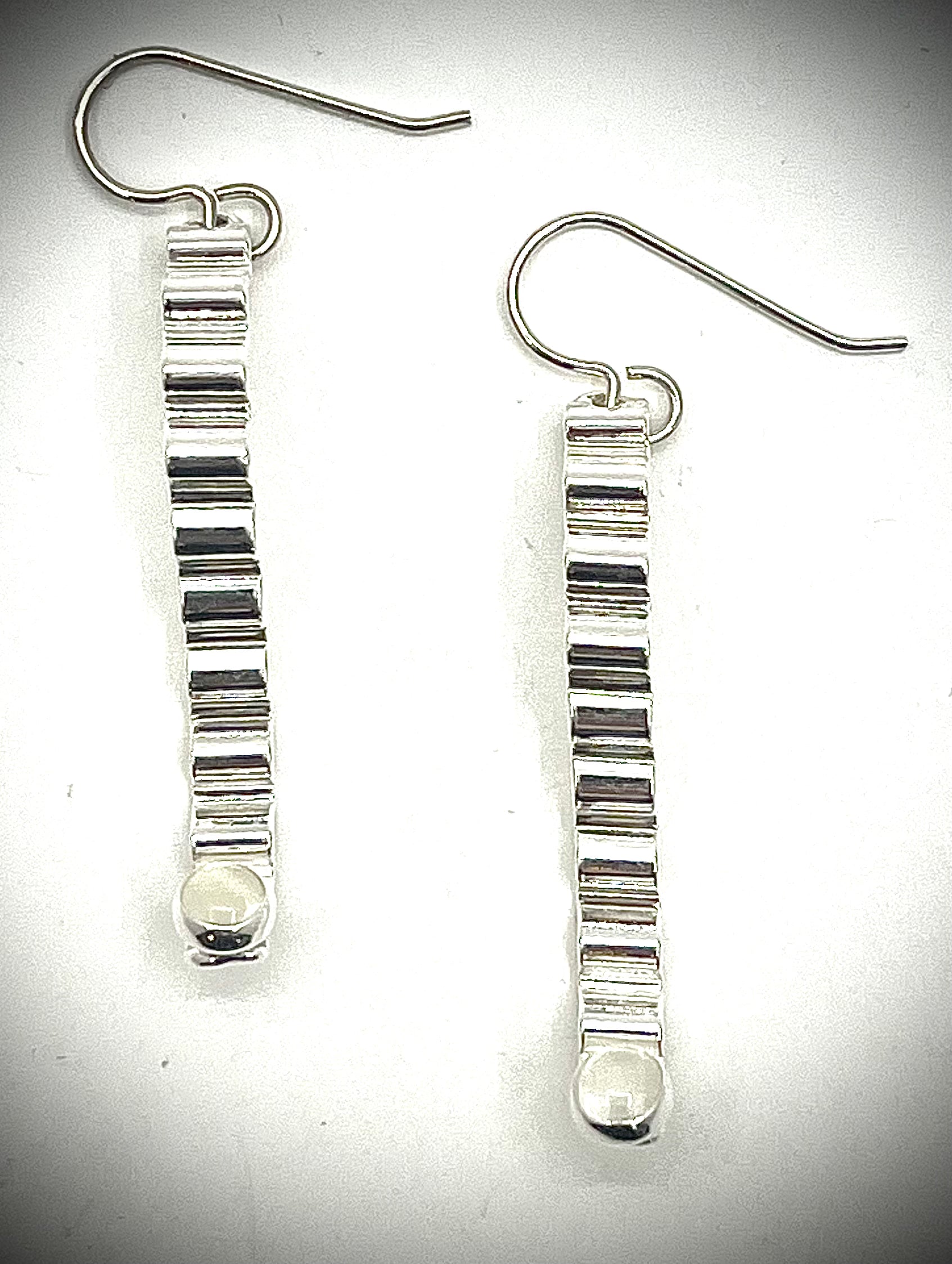 Short Sterling Corrugated Wave Stick Earrings