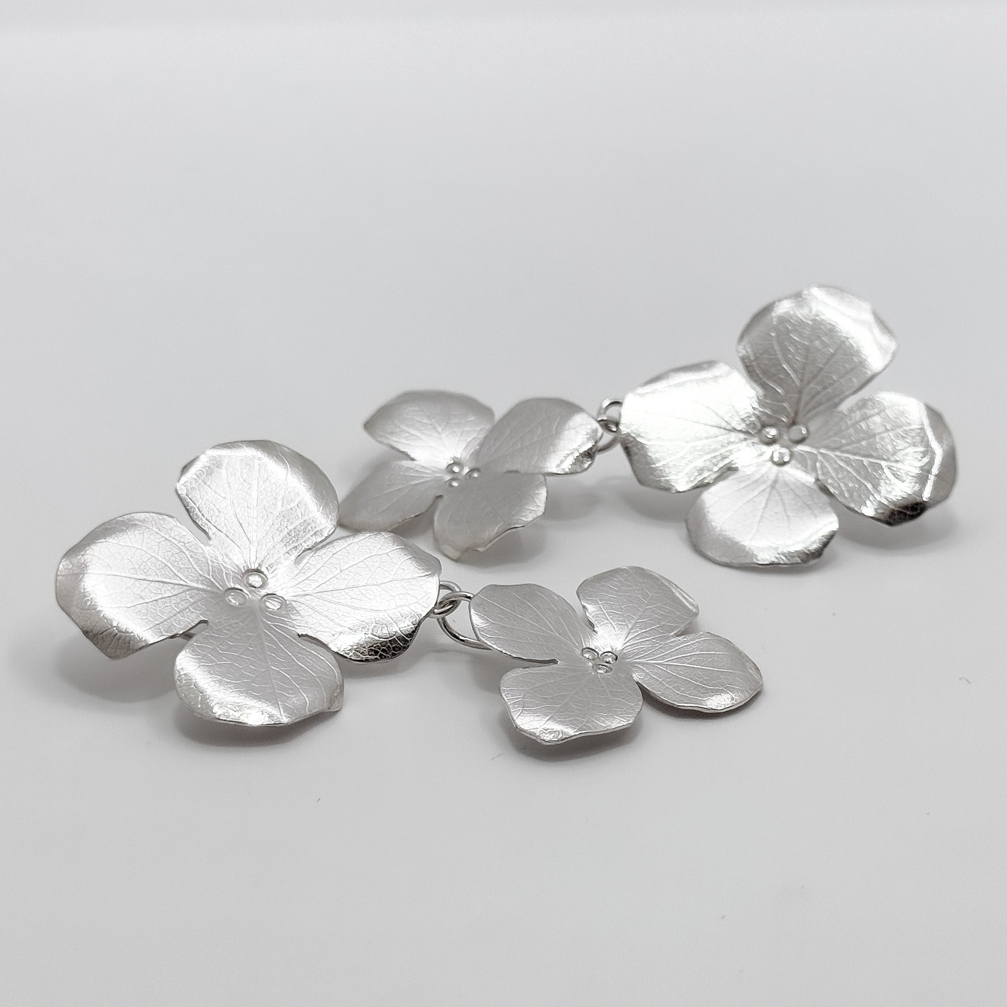 Double flower detachable earrings