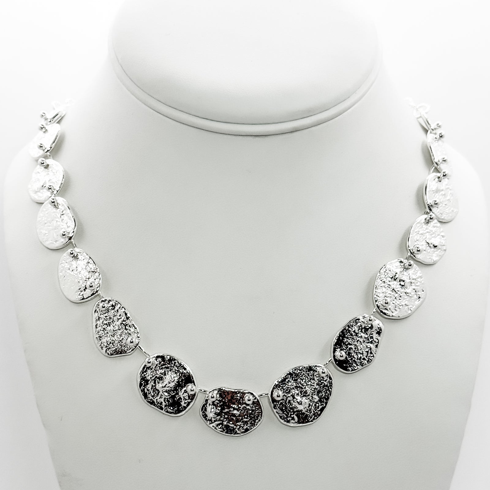 Smash necklace with balled connectors