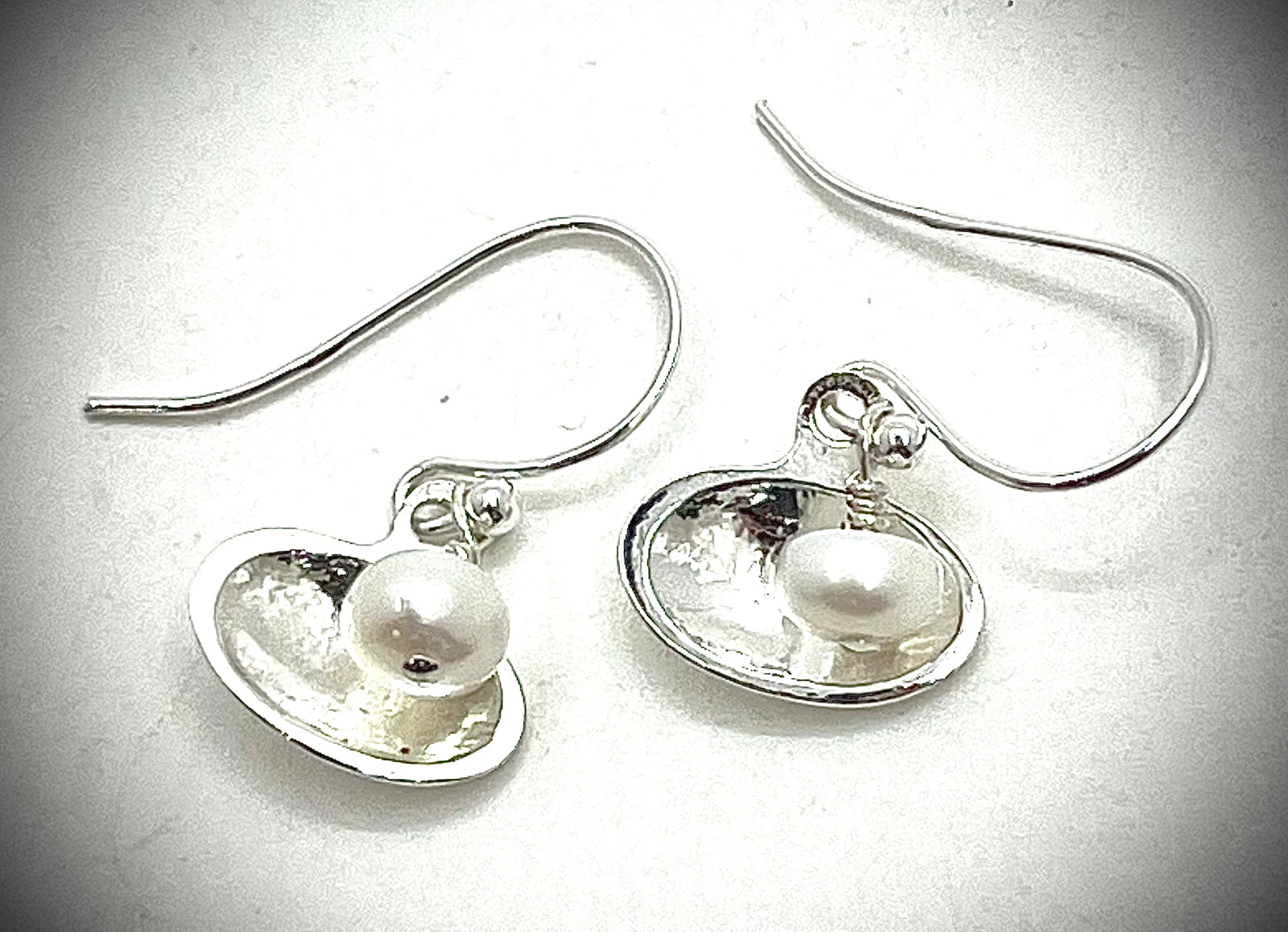 White Pearl Clamshell Earrings