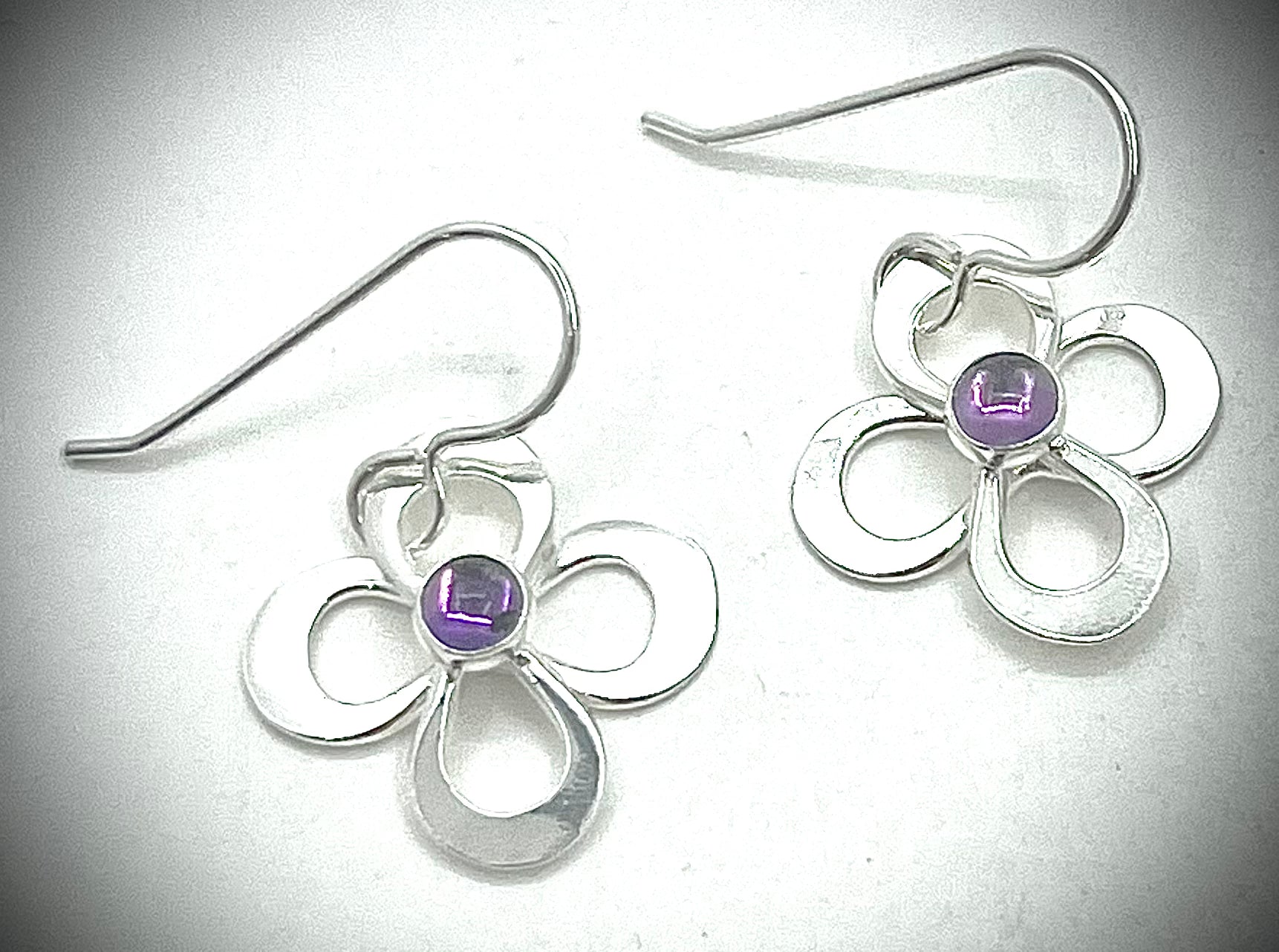 Small Daisy Drop Earrings